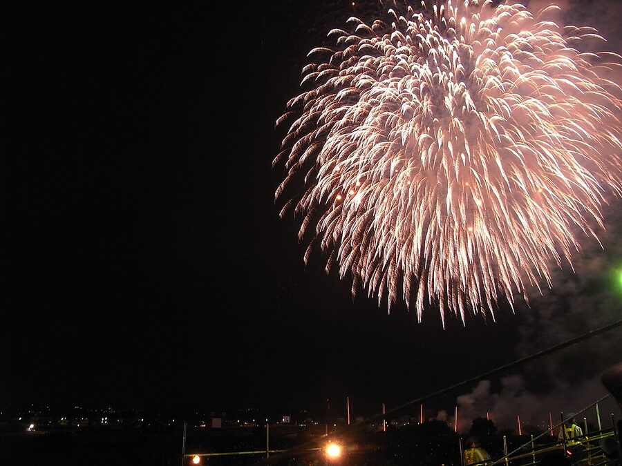 Chofu Hanabi finale over Chofu-shi