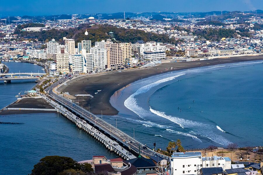 Enoshima Ohashi bridge connecting island to Fujisawa mainland