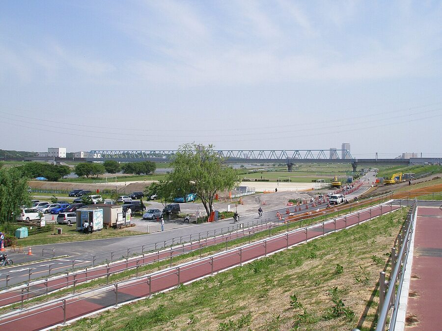 Right bank of the Edo River in Katsushika near Shibamata