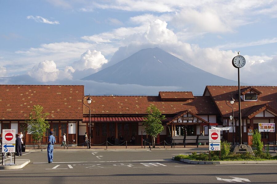 Kawaguchiko Station entrance building with mountain backdrop
