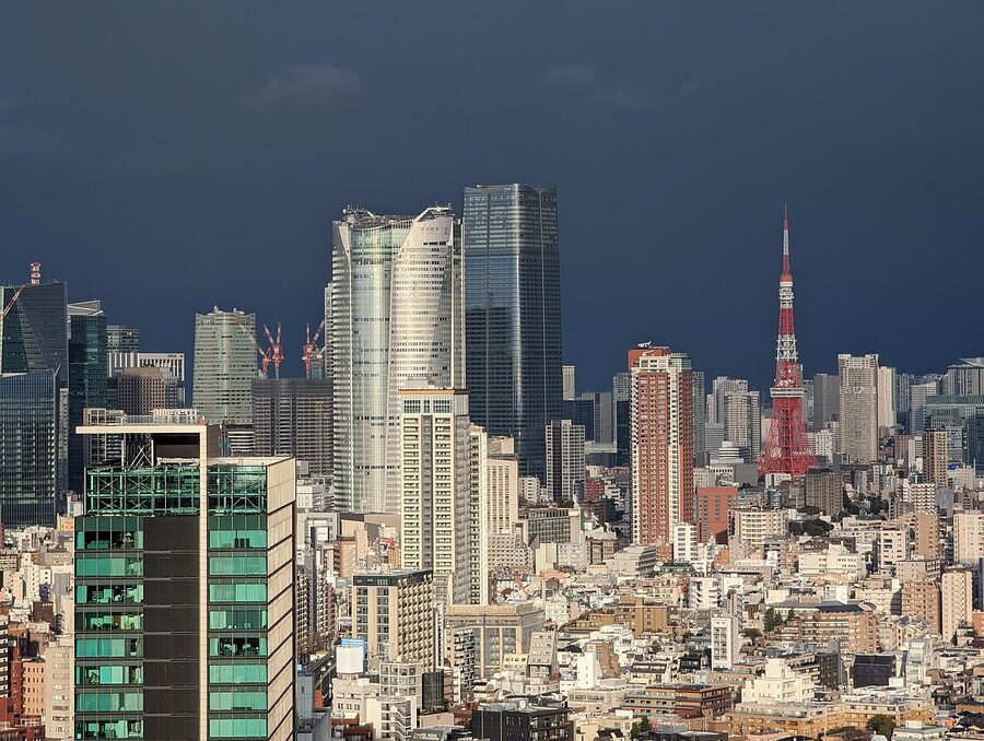 Roppongi Hills Mori Tower with Tokyo Tower in background