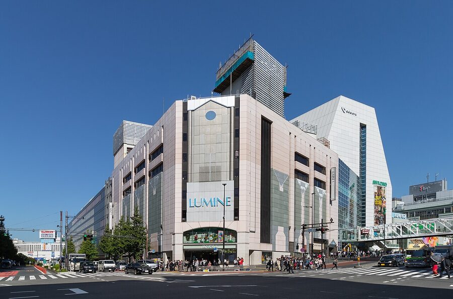 Lumine Shinjuku station entrance