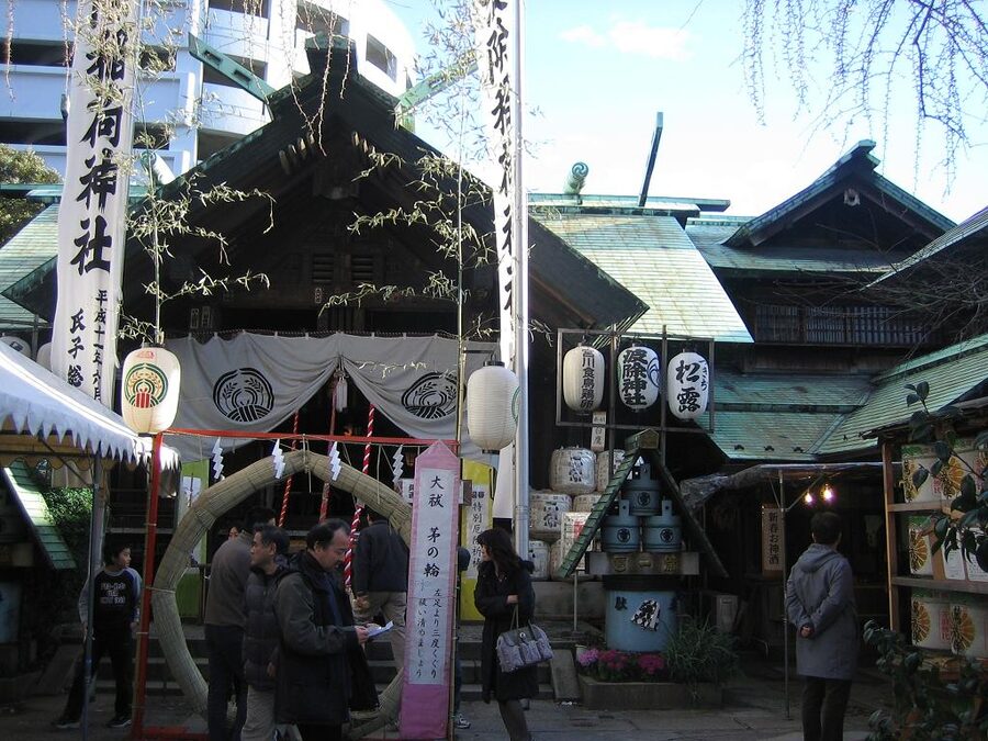 Namiyoke Inari Shrine near Tsukiji Outer Market, Tokyo
