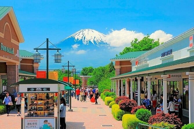 1 Day Private Tour to Hakone-Gotemba With English Speaking Driver - Heiwa no Torii and the spiritual side of the lake