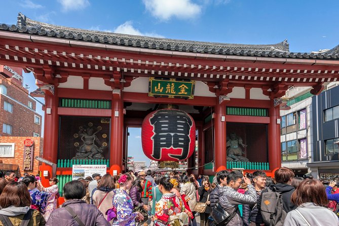 1-Day Tokyo Bus Tour - The guide can shape the entire day