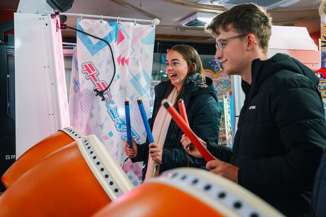 [1 Group Only] Tokyo Shinjuku Food Tour for Family - Kabukicho: Japanese games and Purikura photos