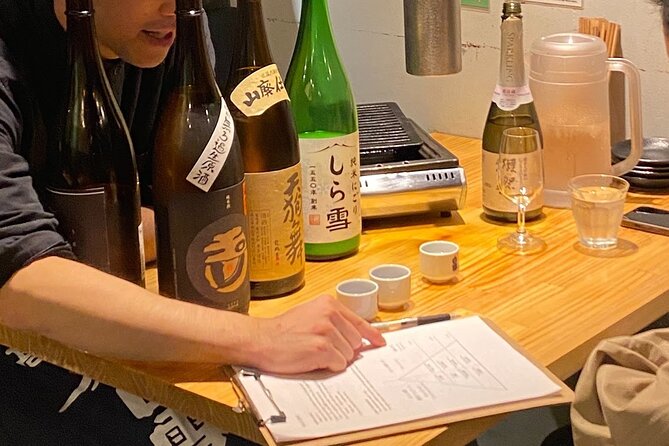 10 kinds Sake Tasting Experience in Tsukiji with local!! - A private tasting with room for questions
