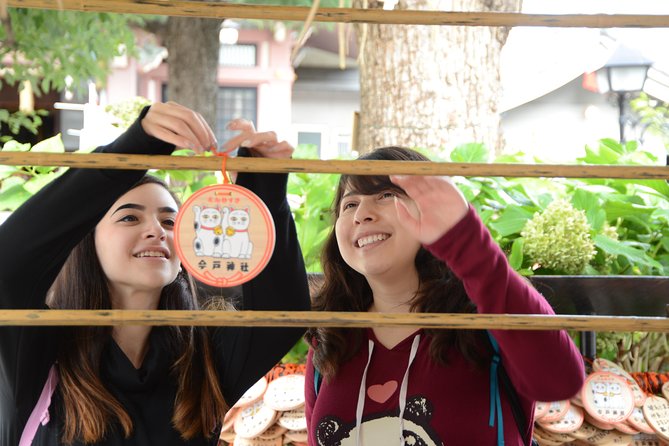 2.5 Hour-Guided Cycle Tour in the Central Tokyo - Traditional candy at Asakusa Amezaiku Ameshin