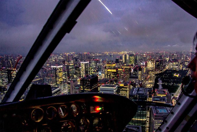 22-Min Tokyo City Lights Helicopter Tour – Skytree and Asakusa - Night lighting is the main event