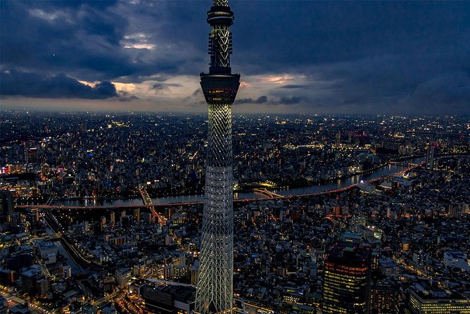 25-Min Downtown Helicopter Tour : Tokyo Skytree and Tokyo Tower - Weight limits need a quick check