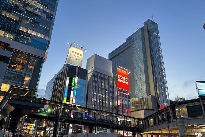 4 Hours Shibuya - Shinjuku Night Tour - Why this four-hour walk works on a first night