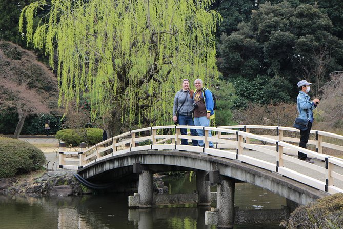 8-hour Tokyo tour by qualified tour guide using public transport - Asakusa and Sensoji Temple