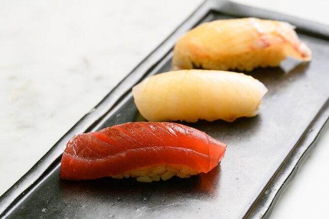 A One-of-a-Kind Sushi Experience in a Special Place of Japan - English support for first-time cooks