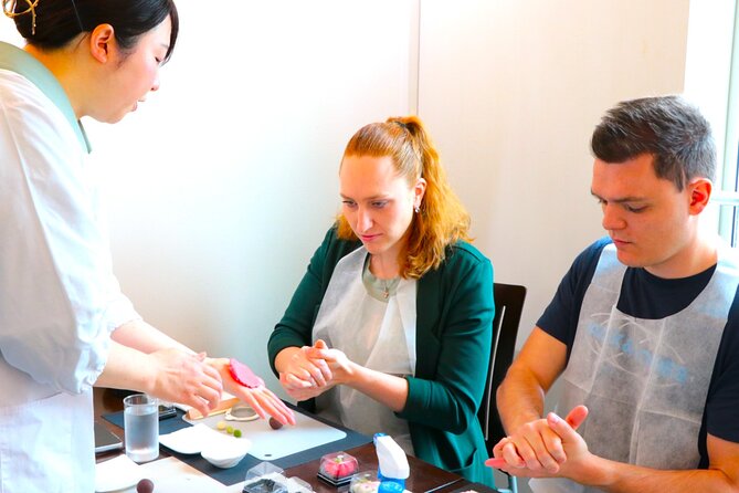 A perfect Japanese experience: Tea Ceremony and Mochi Forming - Making Sweets in an Antique Tokyo Shop