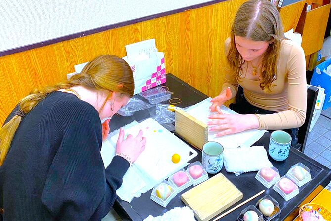 A perfect Japanese experience: Tea Ceremony and Mochi Forming - Who Will Enjoy This Experience Most