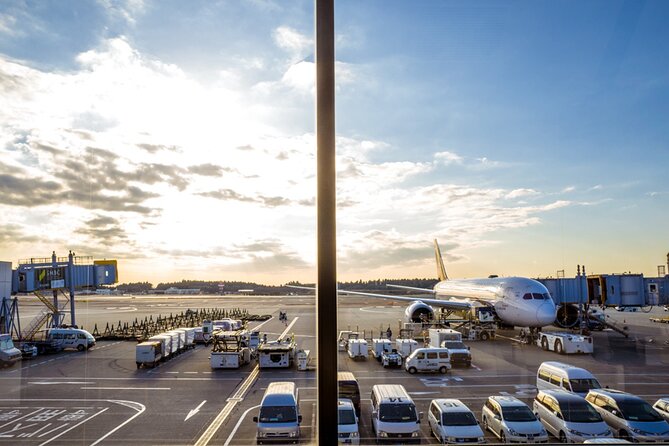 Airport transfer between Haneda and Tokyo or Disney or Yokohama - The ride to Tokyo, Disney, or Yokohama
