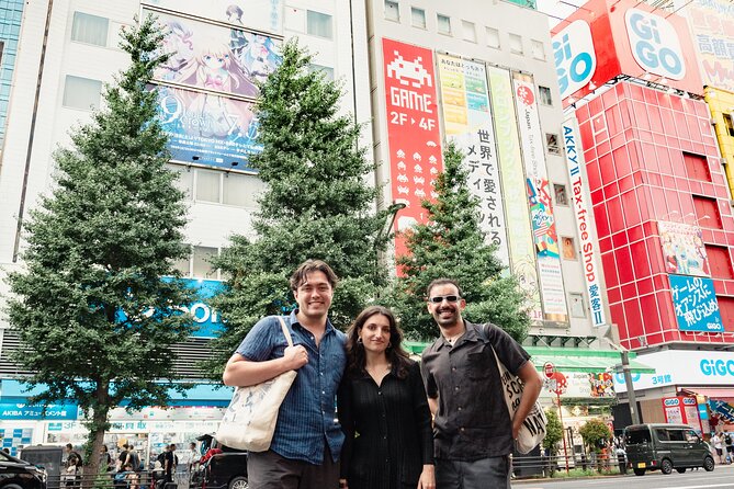 Akihabara Pop Culture Tour with Maid Café and UFO Catcher Fun - ONODEN and the Old Electronics of the Showa Era