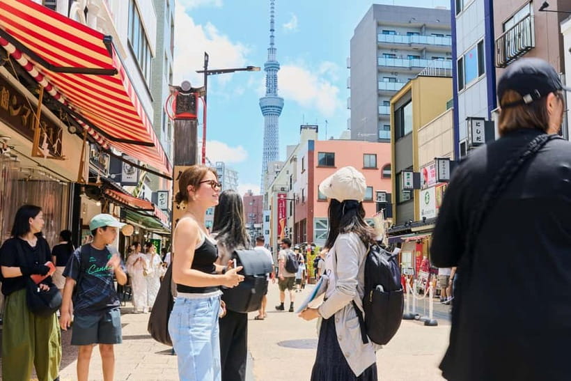 Asakusa: 2-Hour History Walking Tour & Local Food Tasting - Samurai and ninja goods for a lighter stop