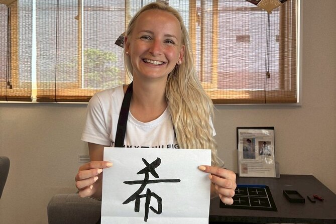 Asakusa：Japanese Calligraphy & Make your original folding fan! - The final fan in a private session