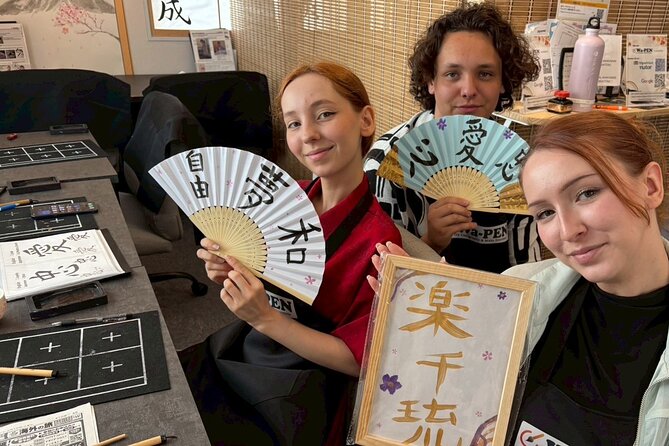 Asakusa：Japanese Calligraphy & Make your original folding fan! - Who will enjoy this Asakusa activity most?