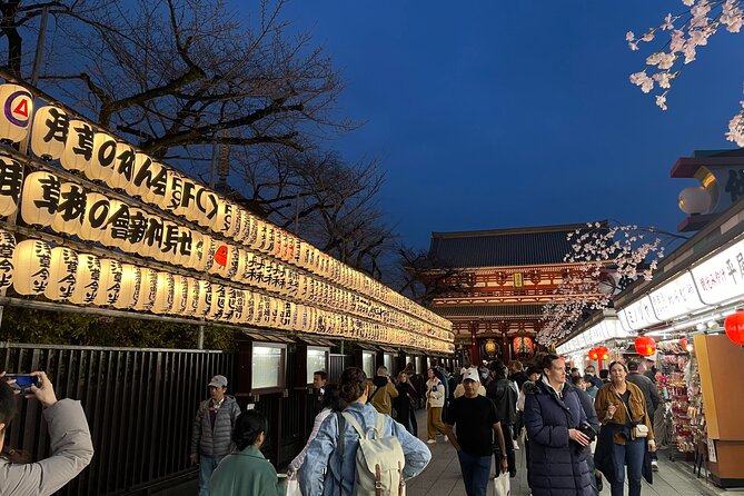 Asakusa Traditional Experience - Starting beneath Kaminarimon at 10 a.m.