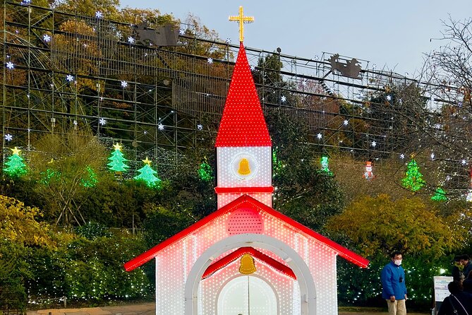 Ashikaga Flowers Park Pvt. One Day Tour with Pickup - Three hours at Sano Premium Outlets