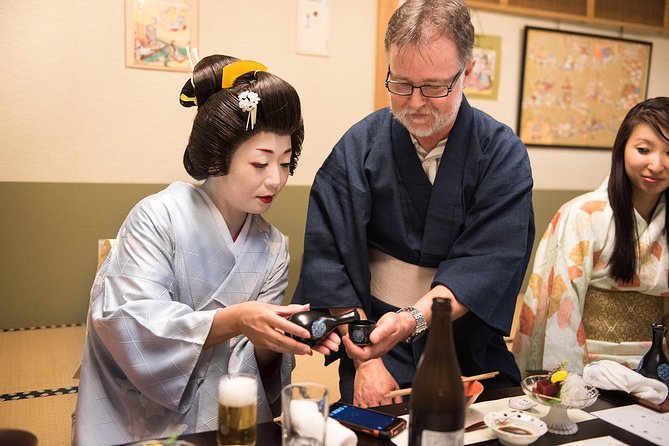 Authentic Geisha Performance with Dinner in Tokyo - What this Asakusa evening is really about