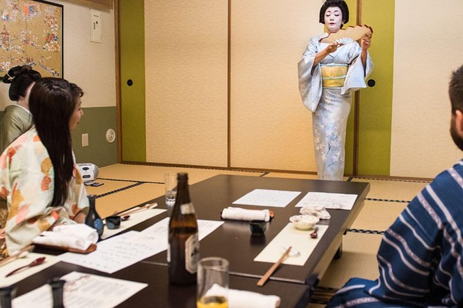 Authentic Geisha Performance with Dinner in Tokyo - Watching dance, music, and drum performance