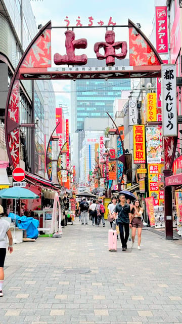 Awesome Private Tour: Tsukiji, Asakusa, Shinjuku, Shibuya - A private Tokyo introduction with room to change course