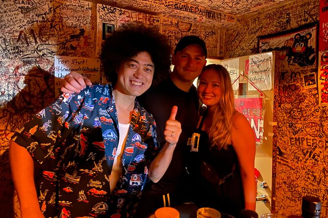 Bar Hopping Tour with a local Guide in Shinjuku - Golden Gai and the smallest bars in Shinjuku