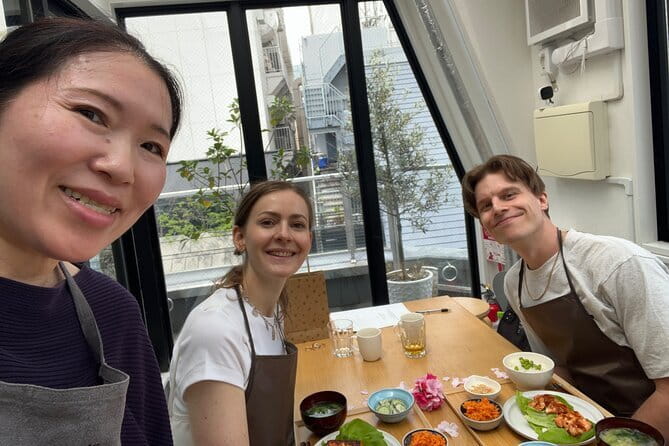 Basic Japanese Home Cooking with Fermented Foods(Teriyaki & Miso) - Arriving at Akasaka-Mitsuke and finding the kitchen