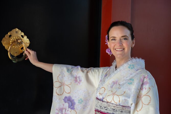 Beautiful Kimono photoshoot in Tokyo - Meeting at Koto Kimono Rental