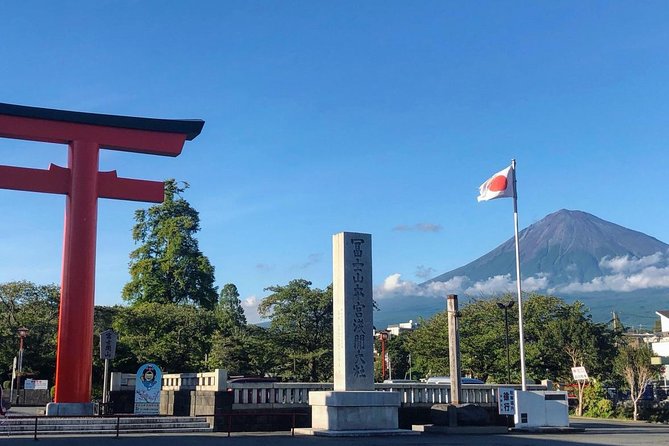 Bullet Train and Mt. Fuji Famous Food Tour - Sake, green tea, and wagashi