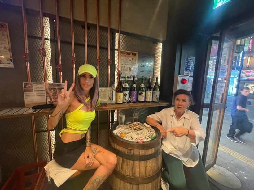 Casual Japanese sake tasting and snack experience, Kabukicho - Who will enjoy this tasting most