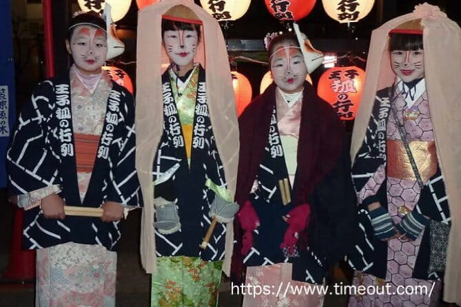 Celebrate Unique Japanese New Year Tradition Culture Festivity - Sake, hinoki cups, and an izakaya break