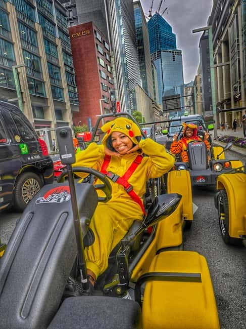 Cherry Blossom Go-Kart Tour with Insta360 Video & Photos - Getting comfortable in the go-karts