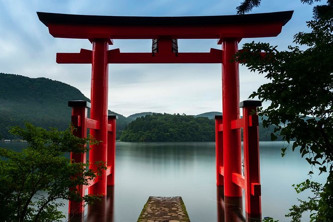 Custom Private Tour in Hakone with a Certified Local Guide - The cedar avenue and Onshi Hakone Park