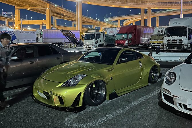 Daikoku JDM car meet experience in a GTR-R35 - Tokyo Tower provides a quick photo pause