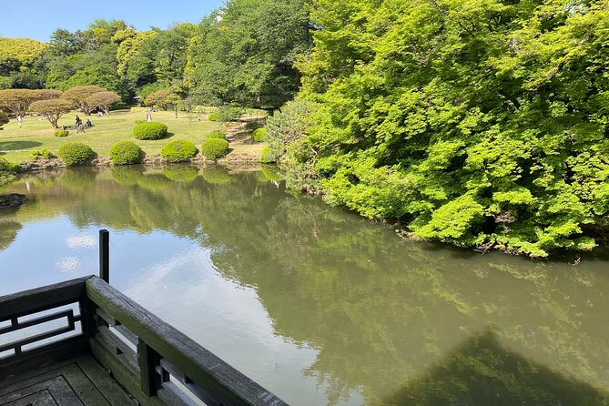Discover the History of Shinjuku Gyoen – Private Walking Tour - The Imperial Rest House and Goryōsho Pavilion