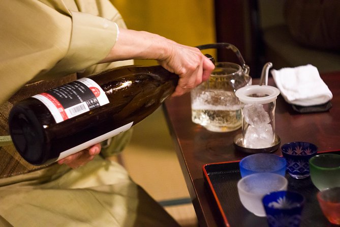 Drinks with Geisha - Meeting Geisha in Koto City