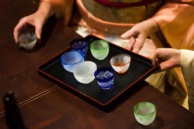 Drinks with Geisha - What the 90-Minute Visit Feels Like