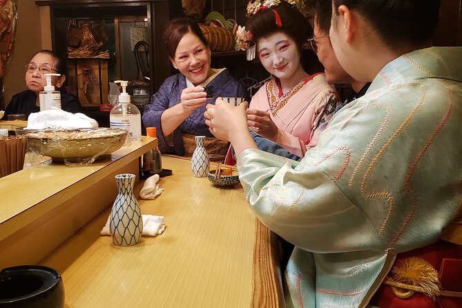 Drinks with Geisha - Why the Informal Format Matters