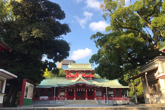 Edo Tokyo Small-Group Tour: History, Culture & Local Experiences - A small taste at the old-fashioned sweet shop