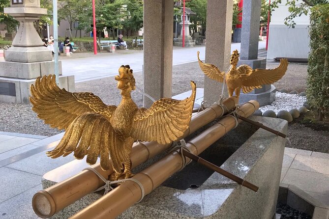 Edo Tokyo Small-Group Tour: History, Culture & Local Experiences - Kiyosumi Teien provides a calm finish