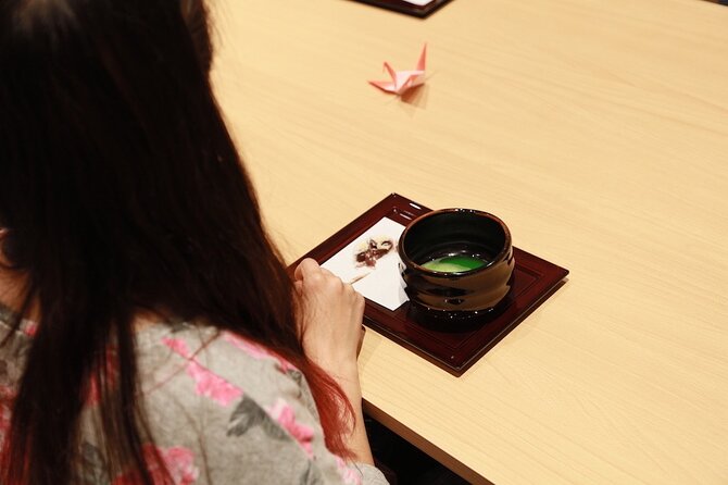 EDOCCO Tea House–A Quick Dive into Japanese Traditional Culture - Watching the Japanese dance performance
