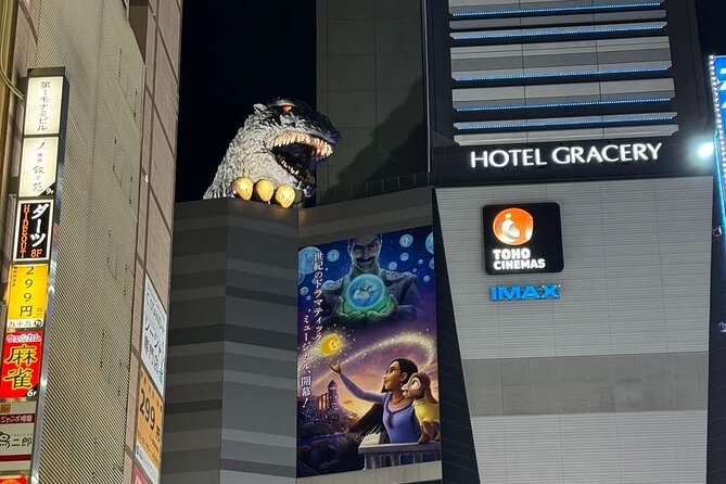 ENJOY-ALL-SHINJUKU《Red Light District Walking》with DEEPest info! - Godzilla Road and the giant head at Toho Cinemas