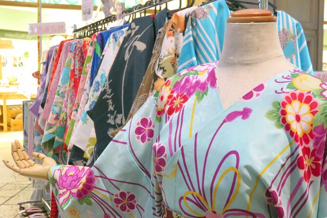 Enjoy plus size Kimono - Starting at Asakusa Station at noon