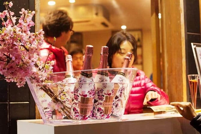 Evening Hanami (Cherry Blossom) Experience with a Local