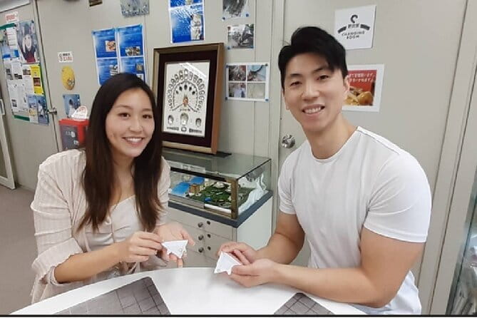 Exclusive Pearl Jewelry Making Activity in Tokyo - Choosing a pearl with its own character