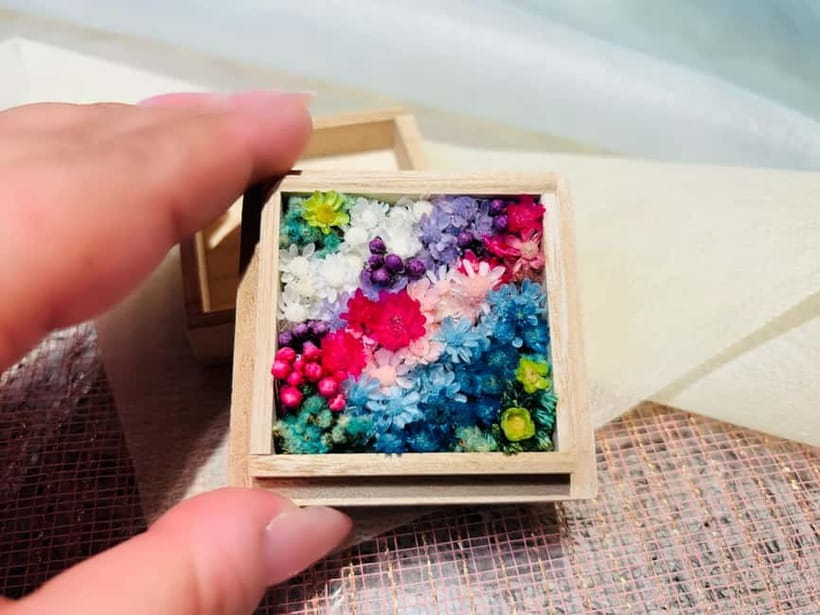 Experience Crafting a Flower-Adorned Mini Japanese Garden - A miniature Japanese garden you design yourself